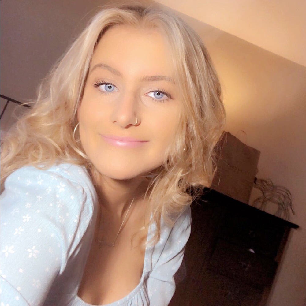 Meet your Posher, Erin